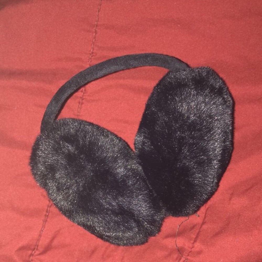 Ear muffs/ warmers